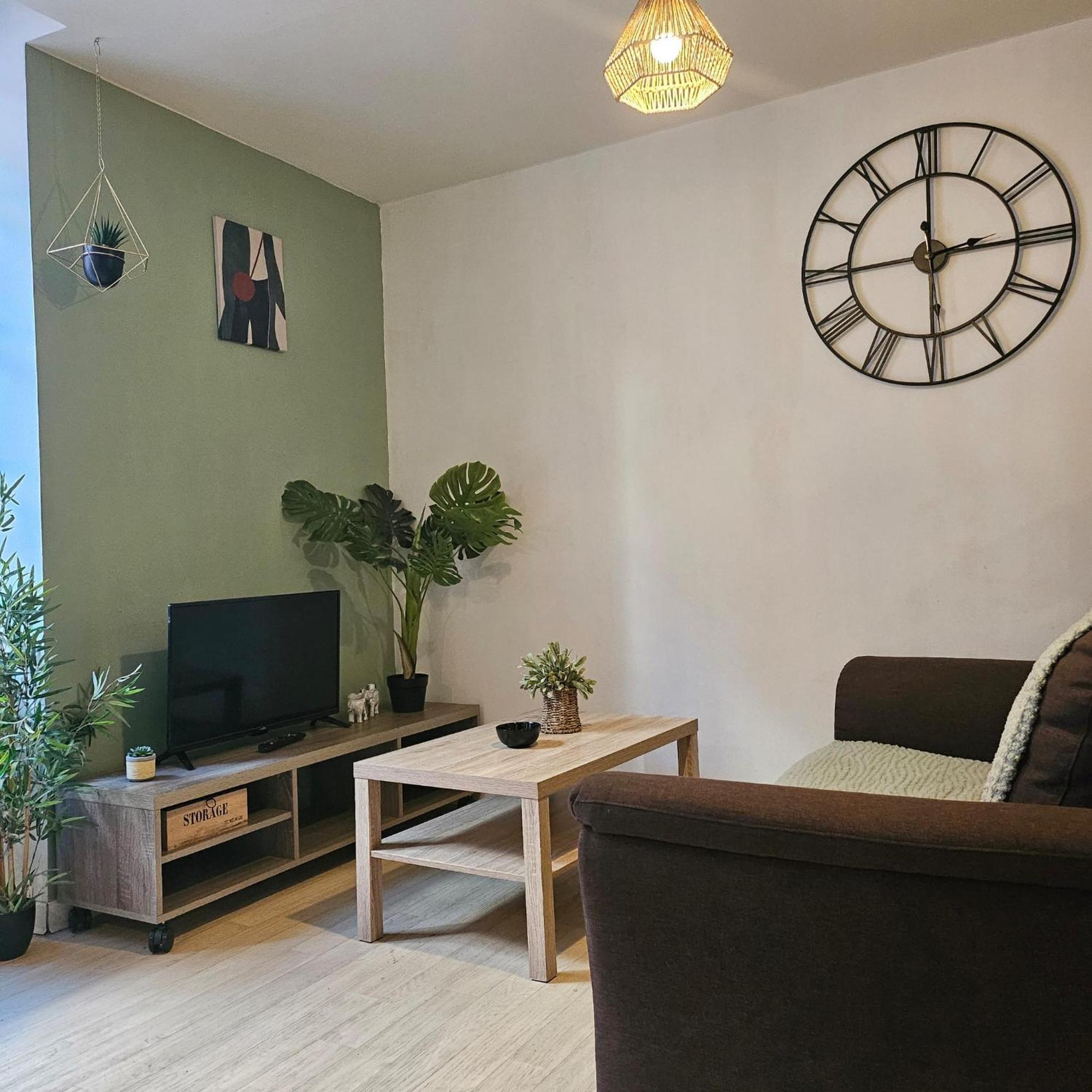 49 Centre-ville Box A Bagages Gratuits * Carcasona
